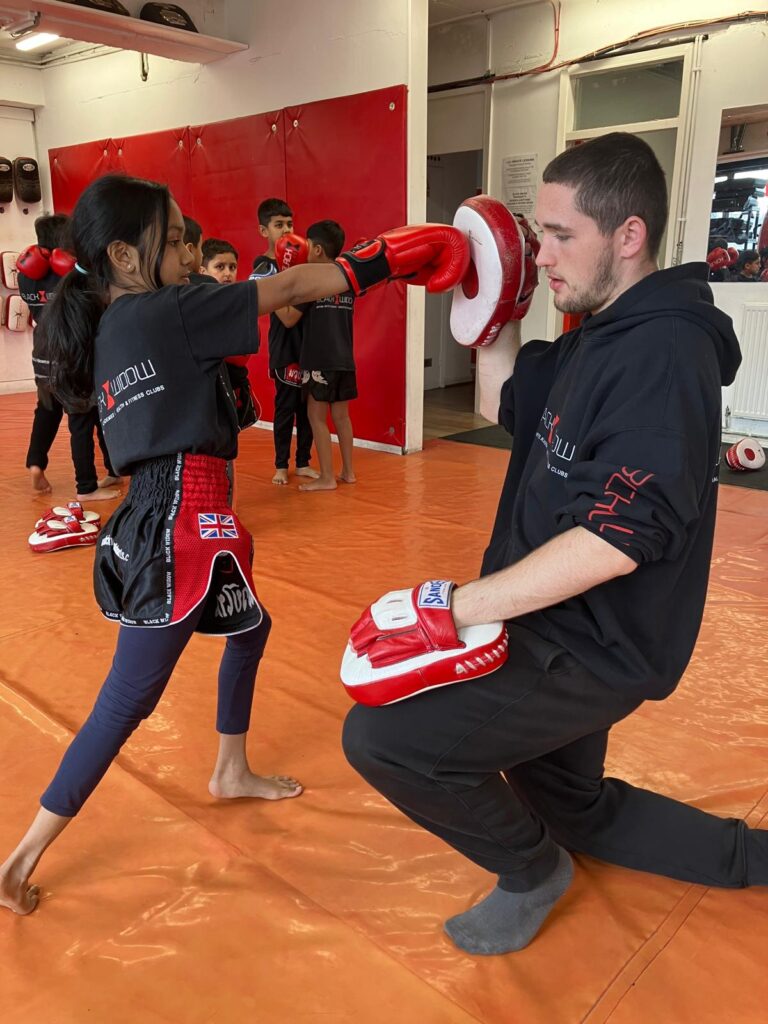 black-widow-muay-thai-classes-3
